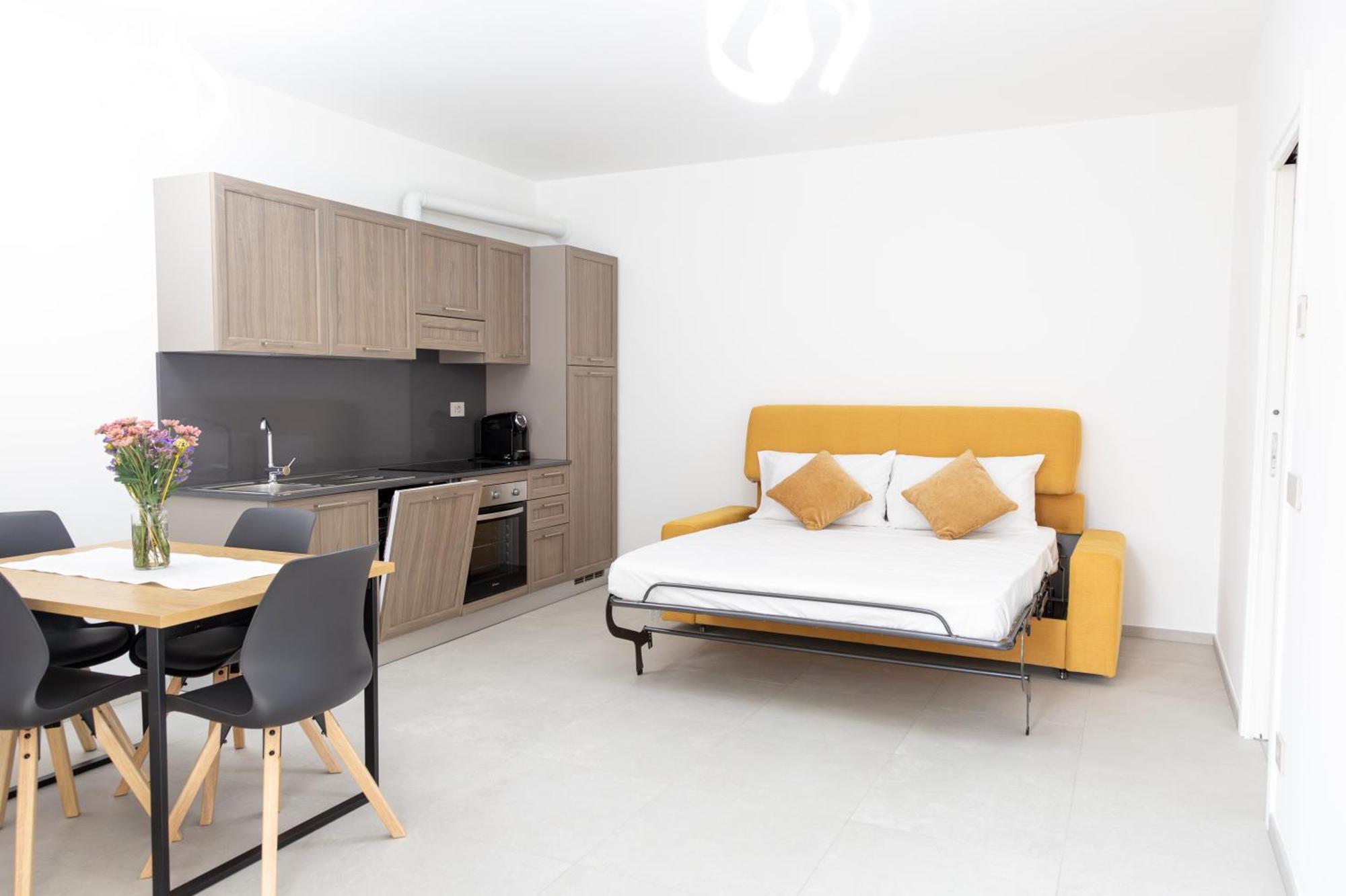 Residenza Elsa Hotel Domodossola Bagian luar foto