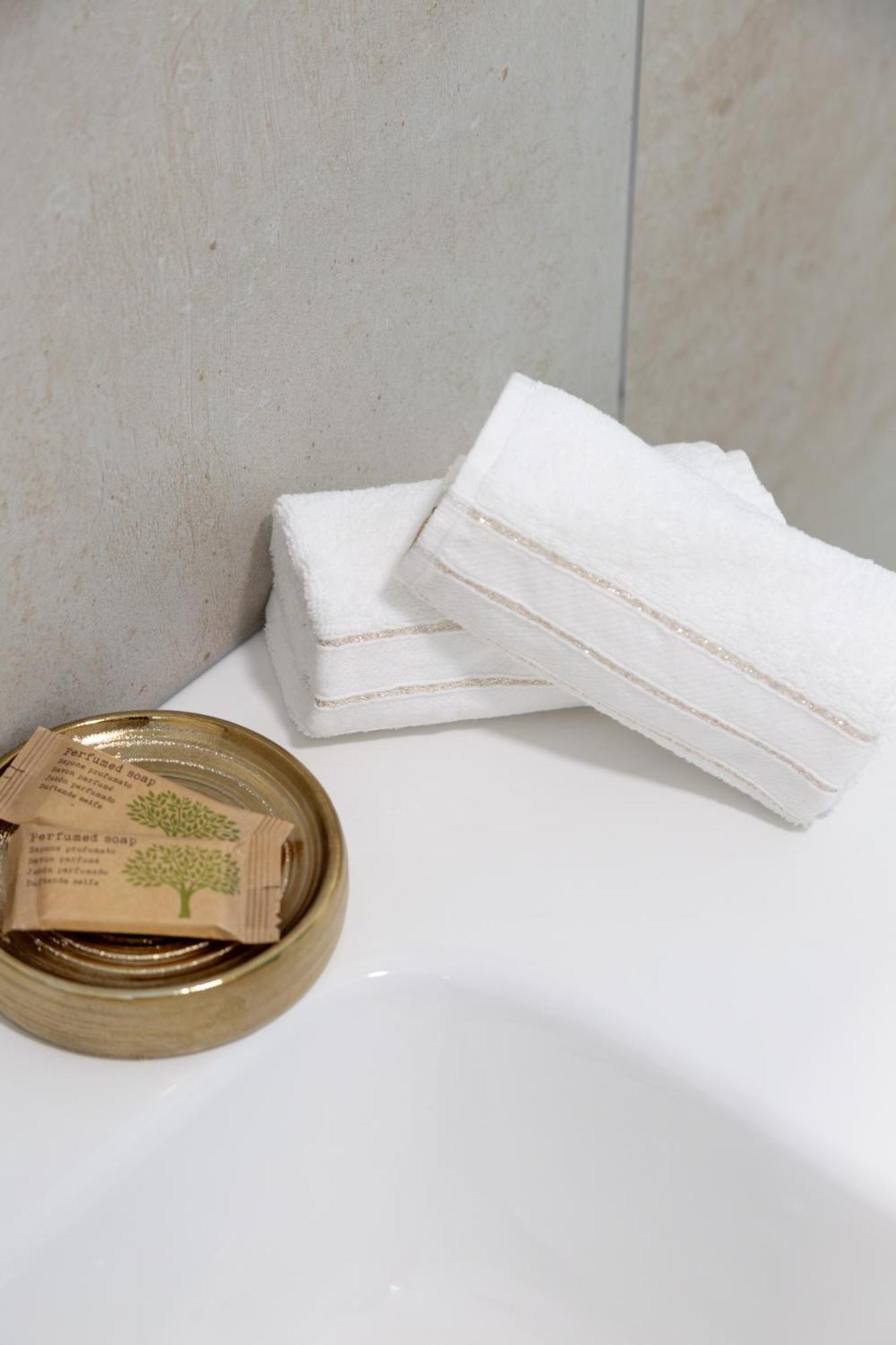 Residenza Elsa Hotel Domodossola Bagian luar foto